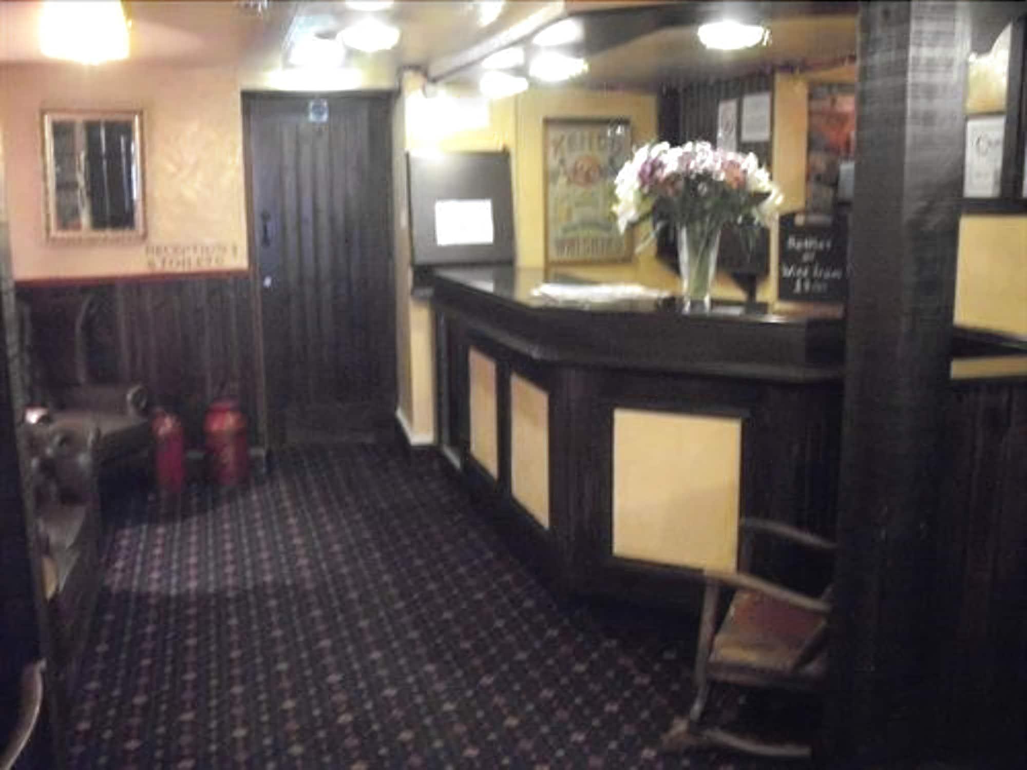 The Bridge Inn Tillicoultry المظهر الخارجي الصورة
