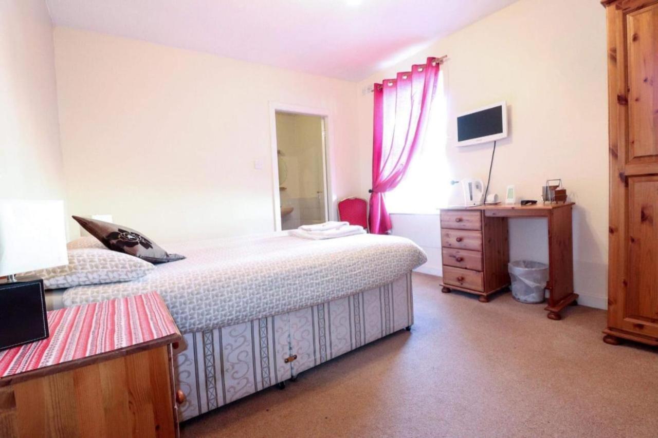 The Bridge Inn Tillicoultry المظهر الخارجي الصورة
